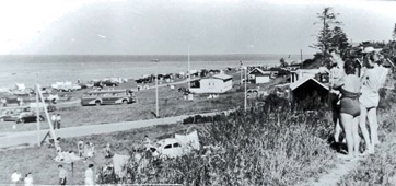 VED STRANDEN - LYSTRUP STRAND, sommerdag set fra Stien.jpg